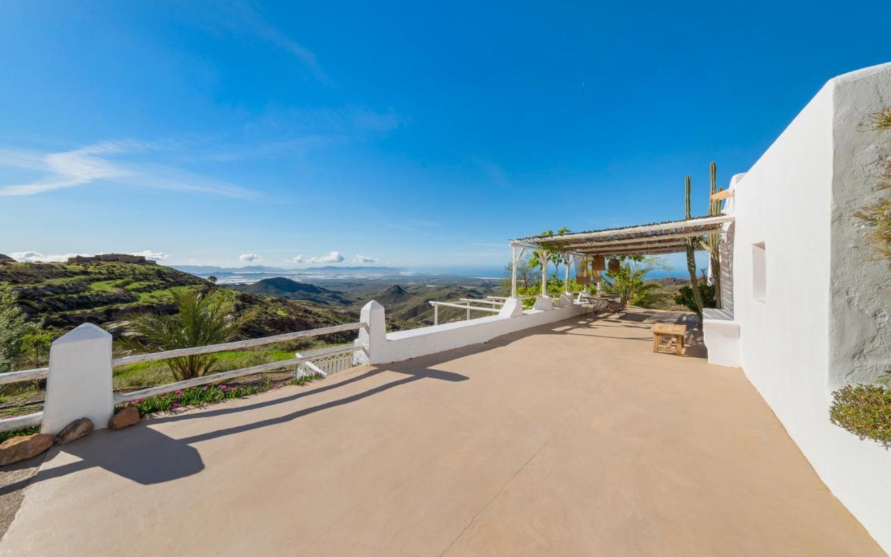 Cortijo El Albaricoque De La Sierra - Finca De 75 Hectareas ! Nijar Bagian luar foto
